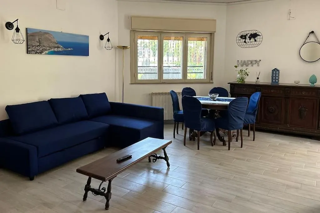 Villa Mia Mondello, 200M To Beach, Private Parking Παλέρμο