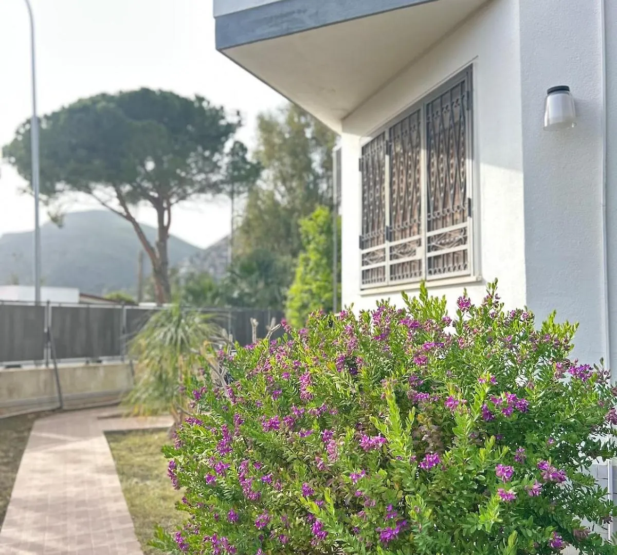 Villa Mia Mondello, 200M To Beach, Private Parking 팔레르모 이탈리아